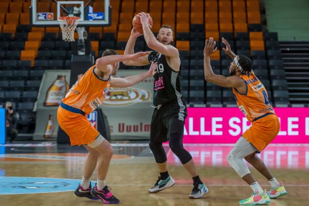 线的噩梦 线的噩梦